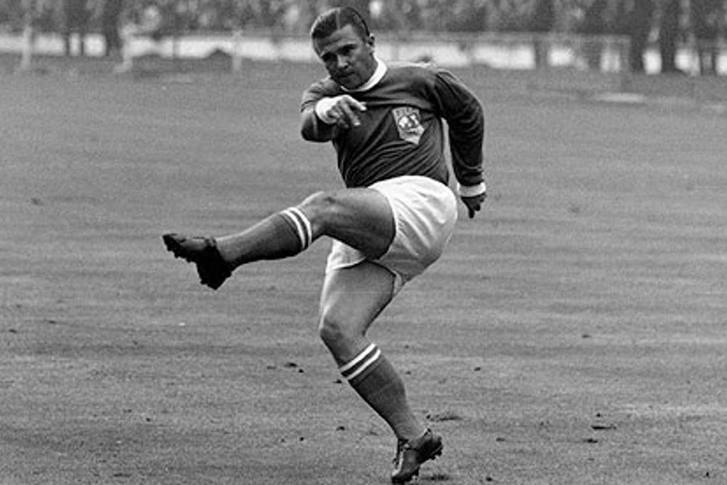 =5. Ferenc Puskas (Hungary và Tây Ban Nha, 84 bàn/89 trận).