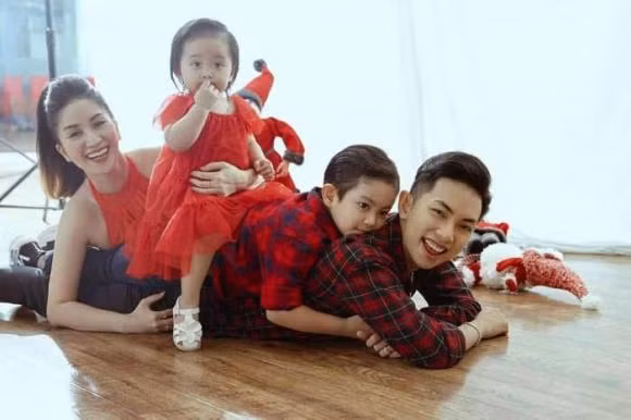 Phan Hien khong co tien mua qua sinh nhat vo, ly do bat ngo-Hinh-5