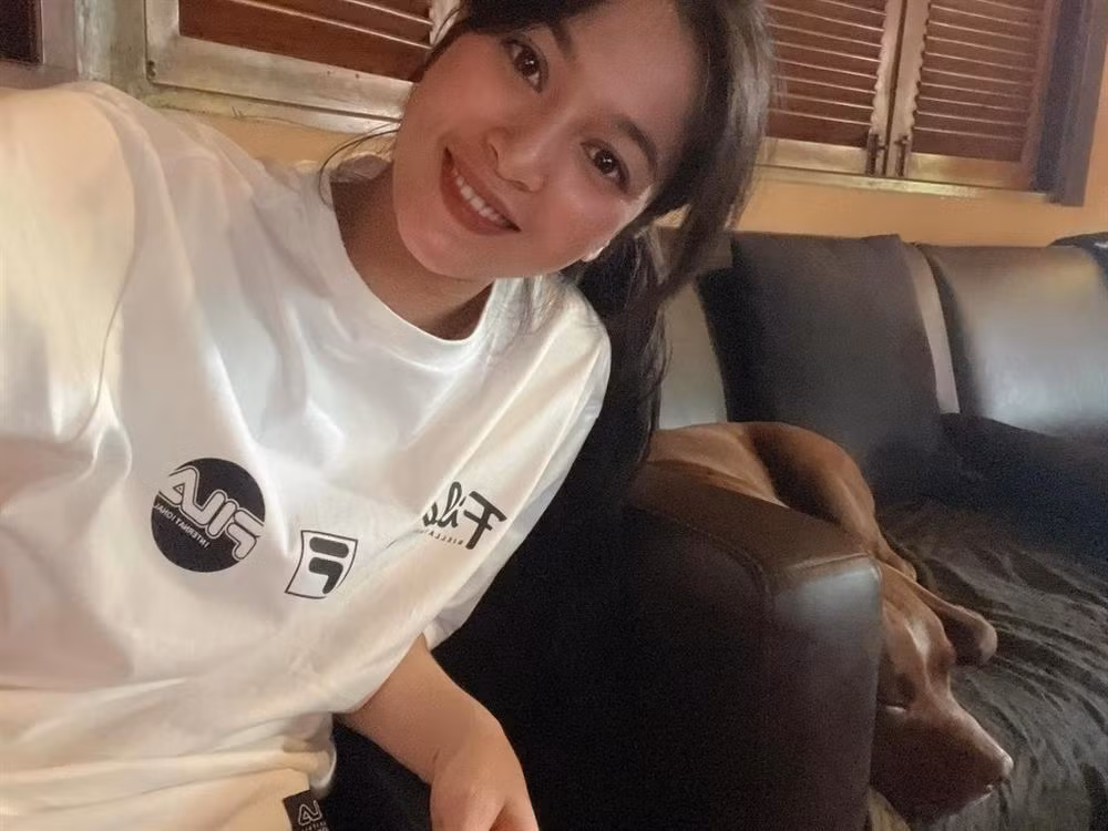 Ở tuổi 34, Nhung Kate sống kín tiếng, tập trung vào công việc. Sau thành công của "The Continental", nữ diễn viên tiếp tục có một số dự án quốc tế nhưng chưa thể hé lộ.