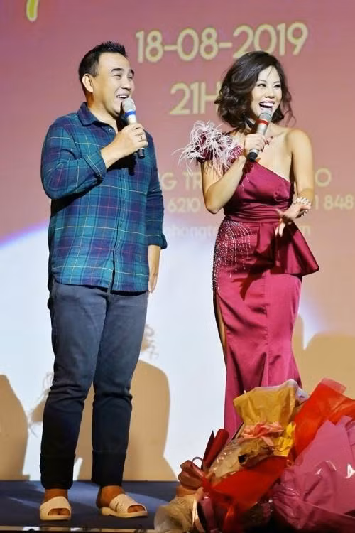 MC Quyen Linh di dep to ong mua ca hop vang dip dau nam-Hinh-7