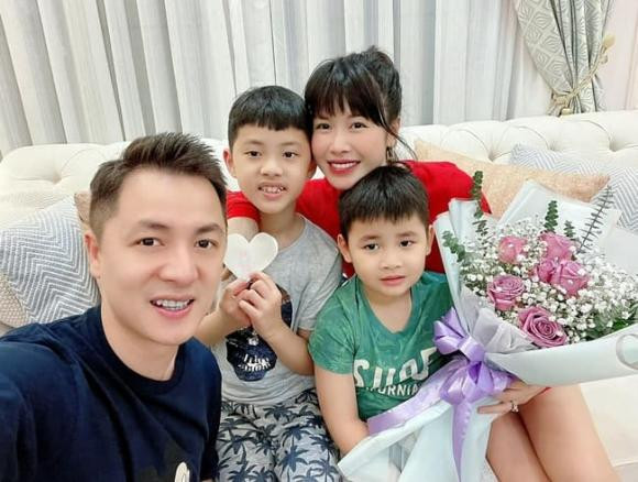 1001 kieu phan ung hai huoc cua sao nam Viet khi vo sinh con-Hinh-4