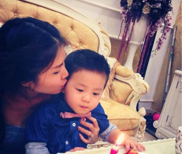 1001 kieu phan ung hai huoc cua sao nam Viet khi vo sinh con-Hinh-3