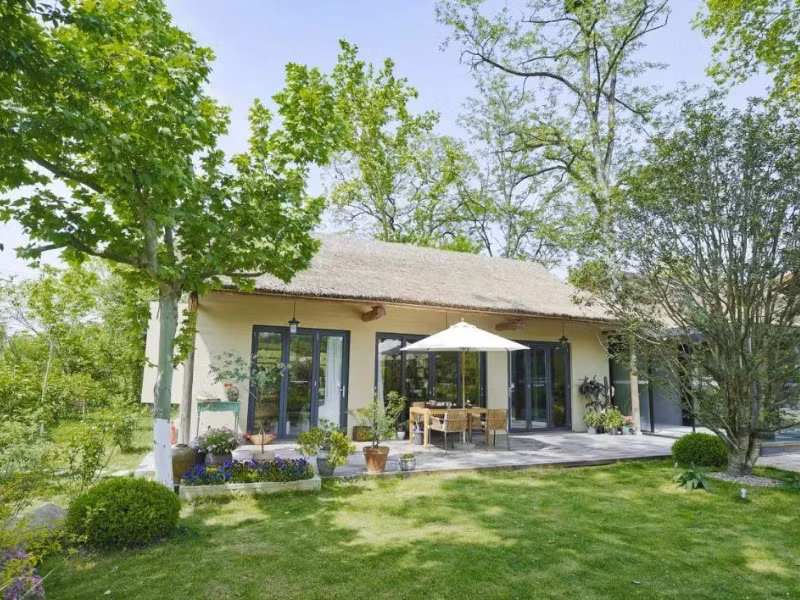 Mau nha vuon dep tan huong cuoc song trong lanh, gan gui thien nhien-Hinh-2