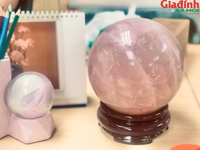 6 vat pham phong thuy de ban lam viec se thu hut tai loc-Hinh-3