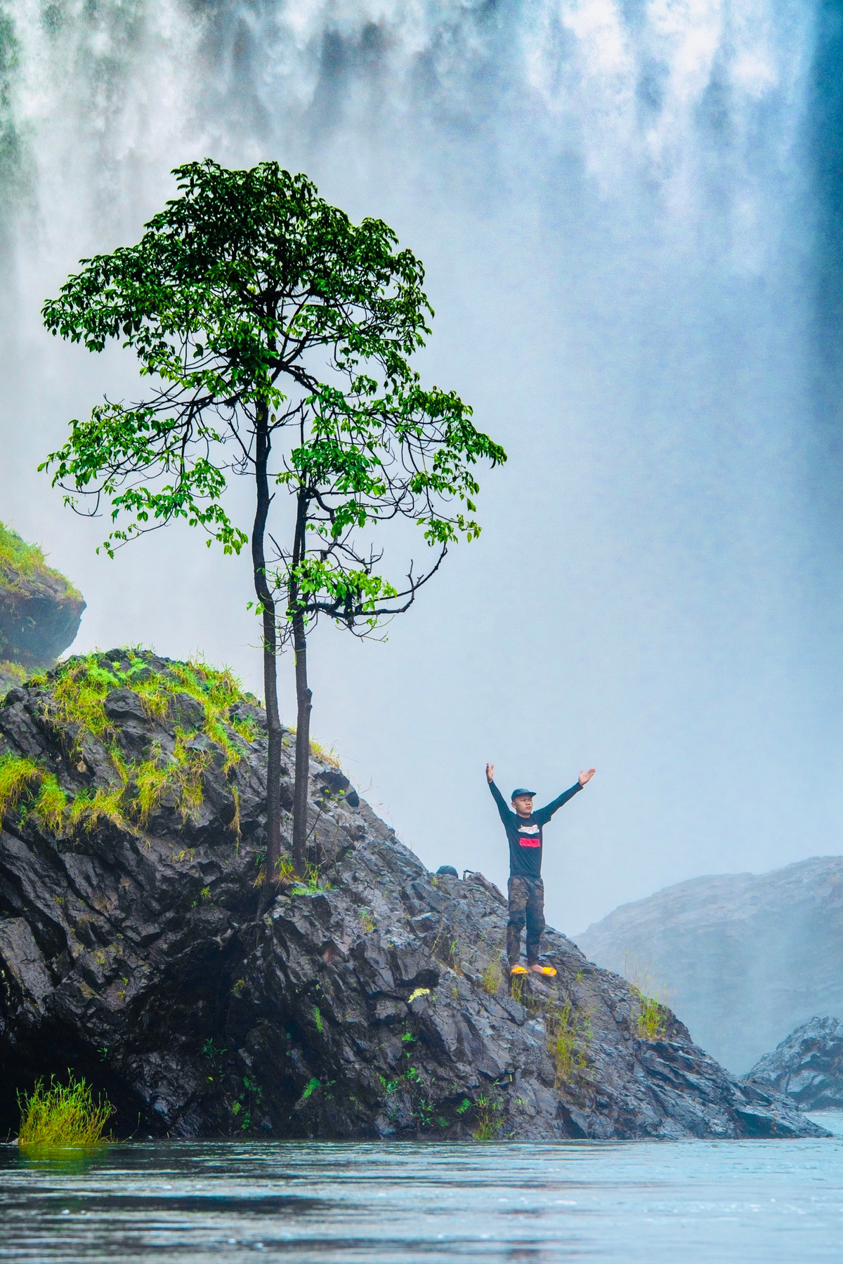 4 thac nuoc dep tranh nong o Tay Nguyen-Hinh-9