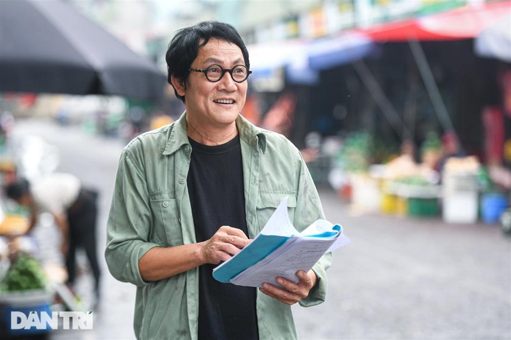 Hoang Hai cho NSUT Thanh Quy tren xe may ca tang-Hinh-6