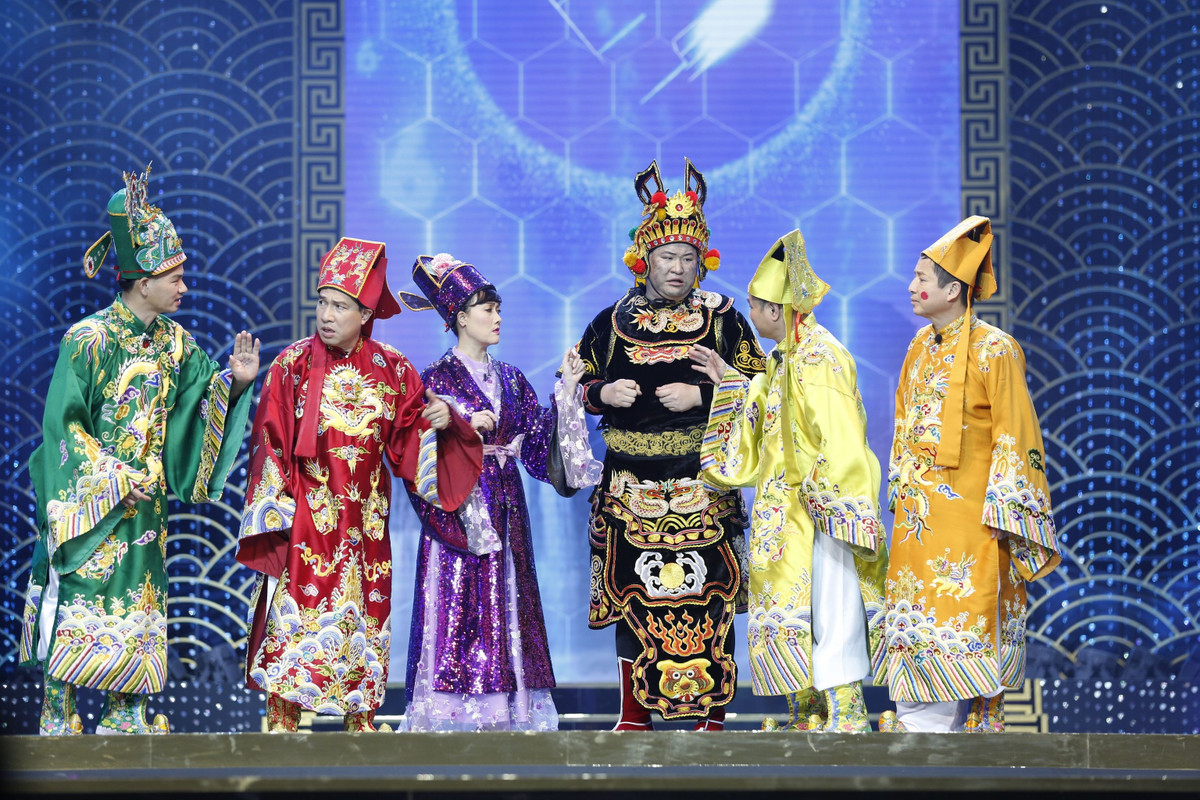 Xuan Bac hay khan gia, ai moi la nguoi 