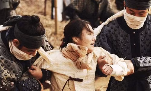 Bi boi tang theo hoang de Trung Hoa, nguoi hau ha song duoc bao lau?-Hinh-3