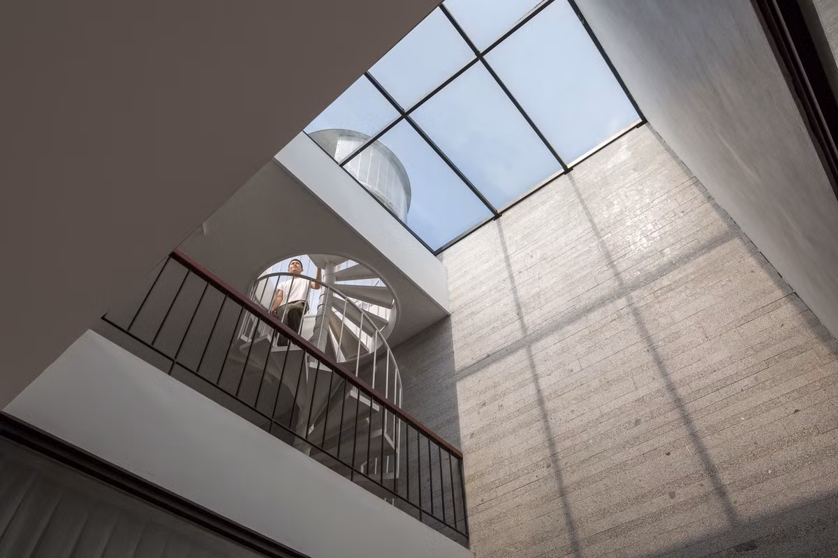 Mai nha 3 trong 1 thiet ke giup nha mat me, chong tieng on-Hinh-8