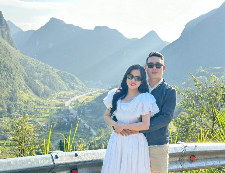 Cung nguoi yeu du ngoan canh dep noi dia dau To quoc-Hinh-2