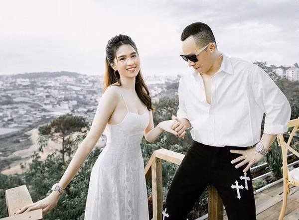 Ngoc Trinh bi bat, phan ung cua 'ong bau' Vu Khac Tiep the nao-Hinh-2