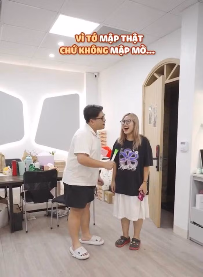 Dan gai xinh Schannel thi nhau 