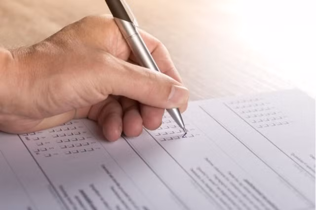 Lat tay su that ve loi the cua nguoi thuan tay trai-Hinh-4