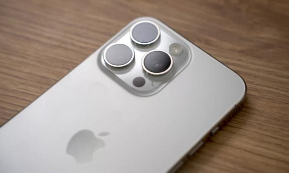 iPhone dat the nay khong can nhan nut van 