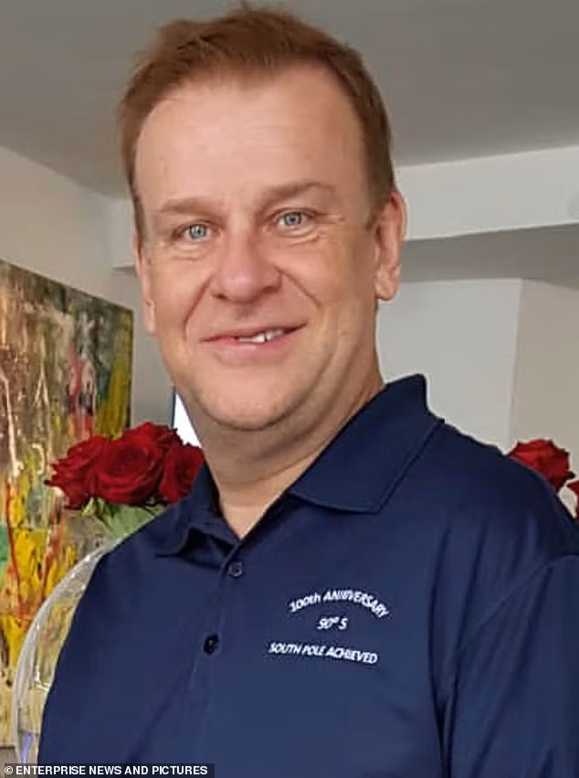 Vi sao 2 hanh khach lo ngai ve su an toan van len tau Titan?