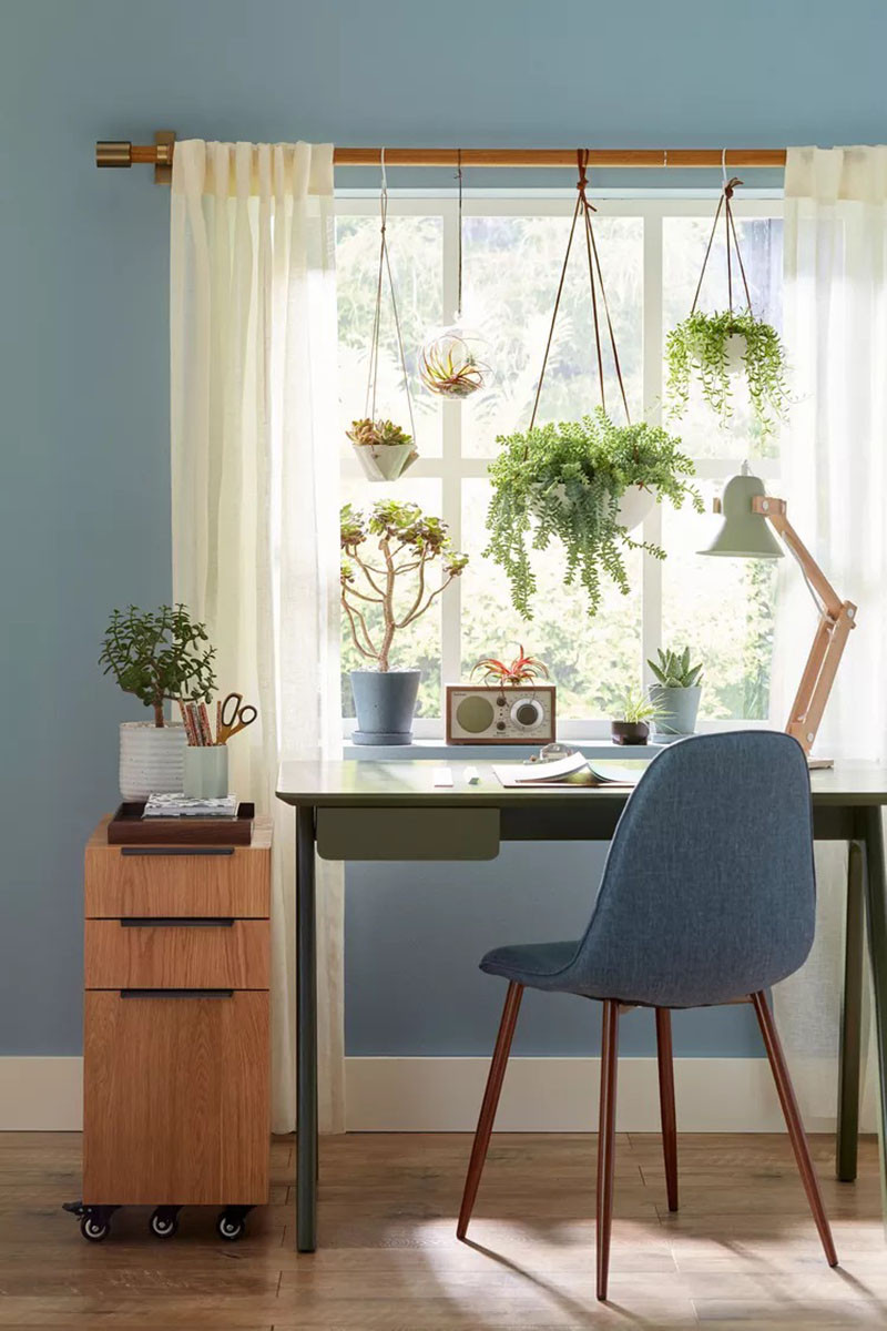 7. Nhu cầu lưu trữ của mỗi người là không giống nhau. Nếu bạn không cần quá nhiều không gian lưu trữ, một mẫu tủ gồm nhiều ngăn như thế này là vô cùng thích hợp. Chiếc tủ còn cho phép bạn di chuyển dễ dàng, rất thuận tiện trong quá trình sử dụng.