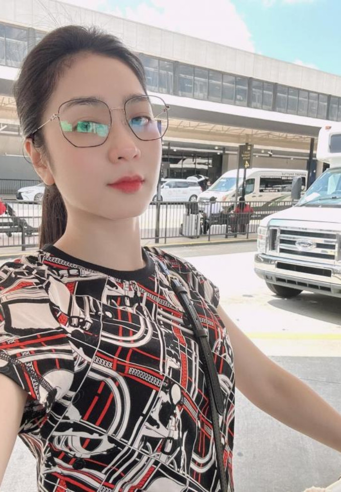 Hà Thanh Xuân suy nghĩ lạc quan, tích cực làm việc sau nghi vấn đổ vỡ hôn nhân.