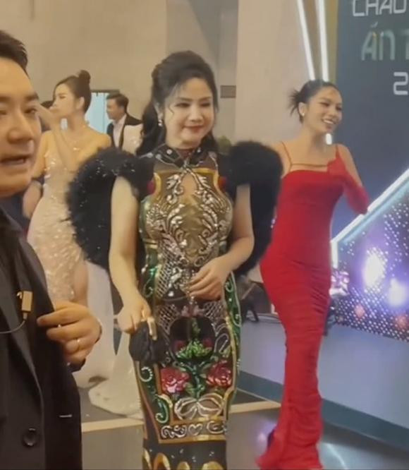 Nhan sắc thật của nữ diễn viên "Lá ngọc cành vàng" Thu Hà - Hình 3 Nhan sac that cua nu dien vien