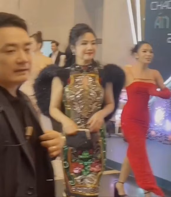 Nhan sac that cua nu dien vien 