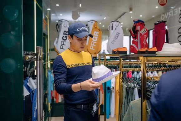 Hong Dang khong dong phim nhung van giau su, kiem tien tu dau?-Hinh-6