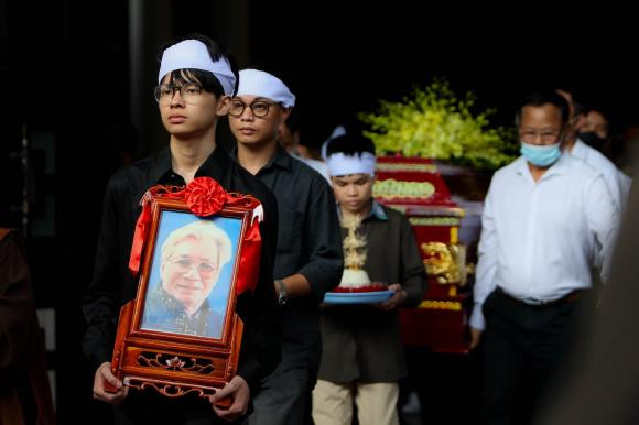 Tang lễ NSND Trần Bảng diễn ra vào ngày 24/7.