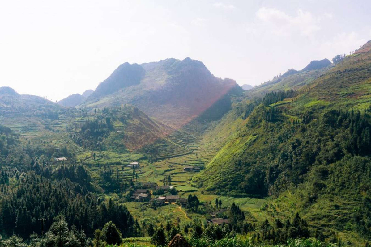 Ve dep cua Ha Giang qua bon mua-Hinh-2