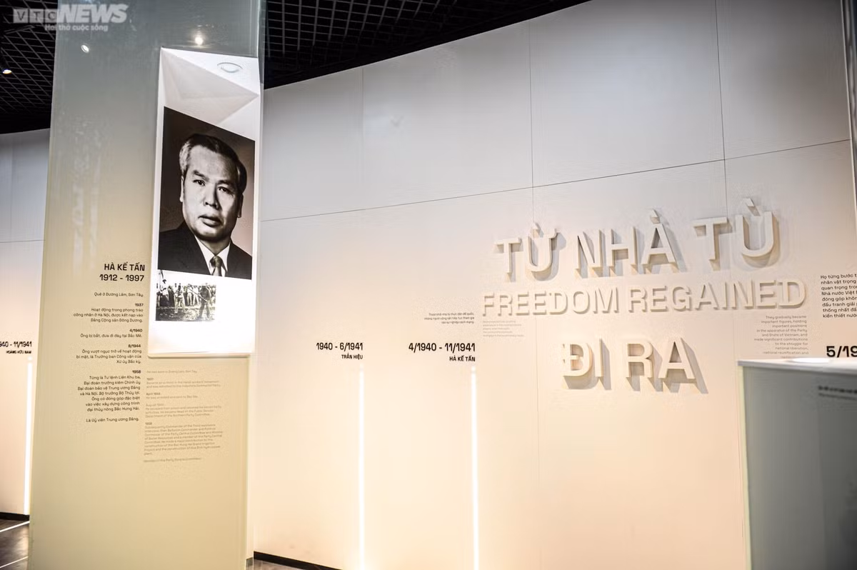 Phần diện tích bên trong rộng 187,5 m2, là nơi trưng bày các hiện vật, tài liệu theo chủ đề.