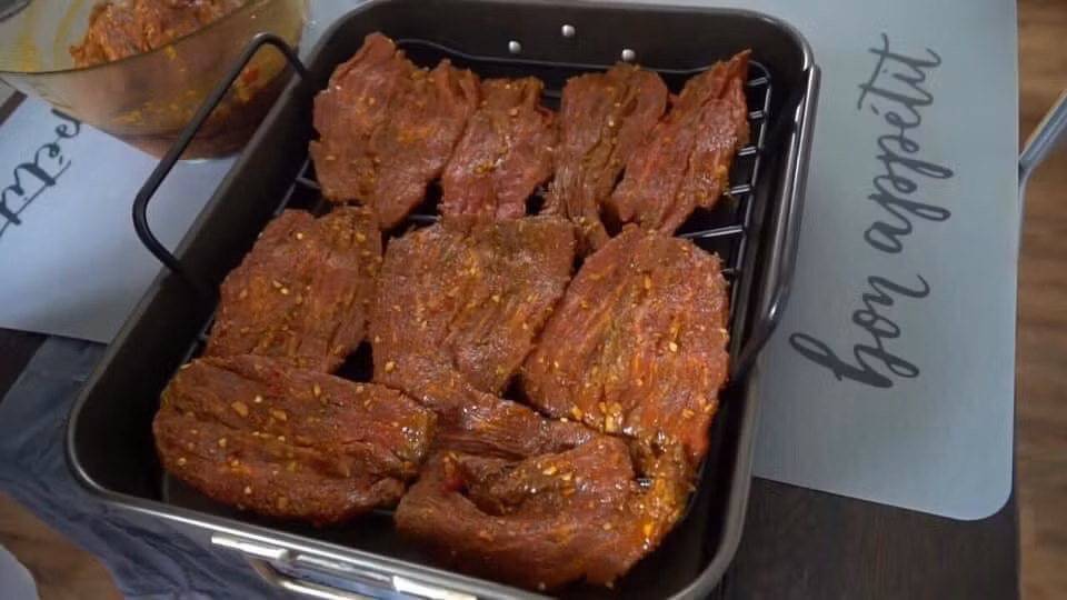 Bi quyet lam bo kho mem thom ngon, an toan cho ngay Tet-Hinh-4