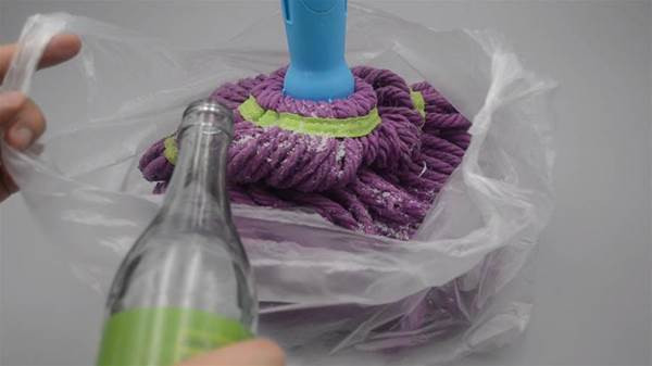 Them nguyen lieu re tien vao nuoc lau nha sach bat ngo-Hinh-5