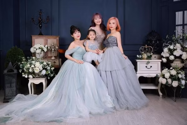 Dien vien 4 doi chong Hoang Yen: 