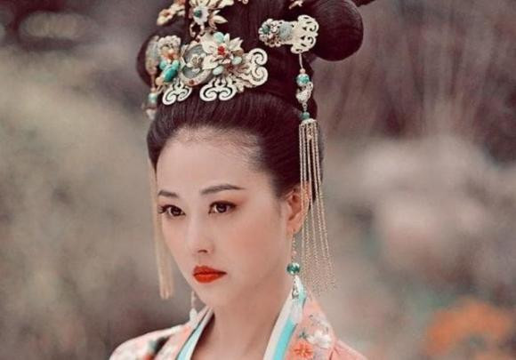 Vo My Nuong - Chau Hai My tuoi U60: Khong dan ong van on!-Hinh-5