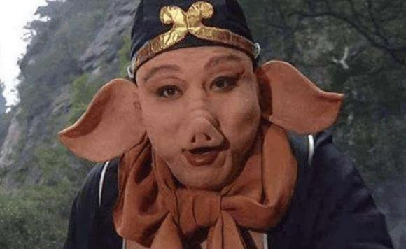 Tai sao khong phai Tru Bat Gioi chay di tim cuu binh?