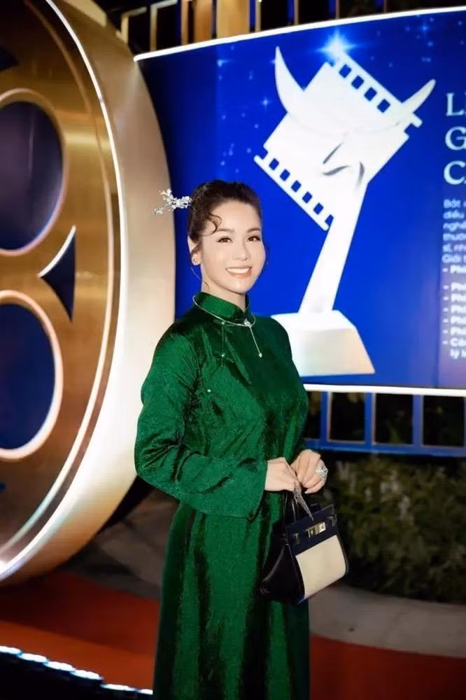 My nhan chong cu Nhat Kim Anh chuan bi cuoi la ai?-Hinh-3