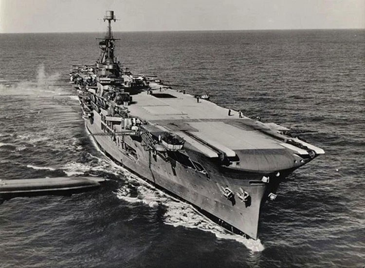 10 tàu chiến huyền thoại từng khuynh đảo mọi vùng biển - Hình 8 10 tau chien huyen thoai tung khuynh dao moi vung bien-Hinh-8