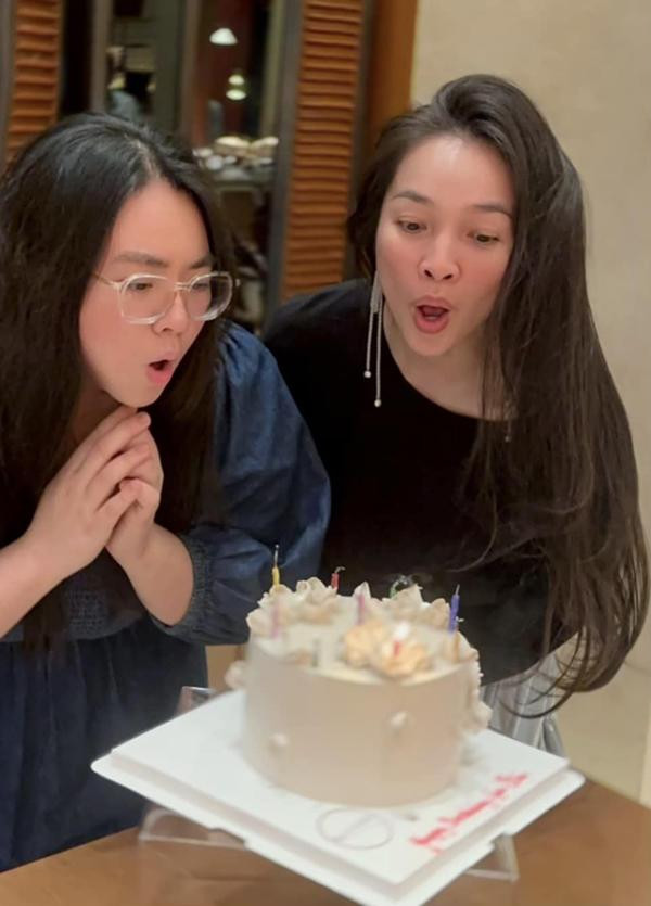 hưng khi trưởng thành, con gái Hiền Thục đã ý thức hơn về vóc dáng và quyết tâm siết cân. Chính Hiền Thục đã chia sẻ về bí quyết giảm cân của con gái trên trang cá nhân cách đây 8 năm.