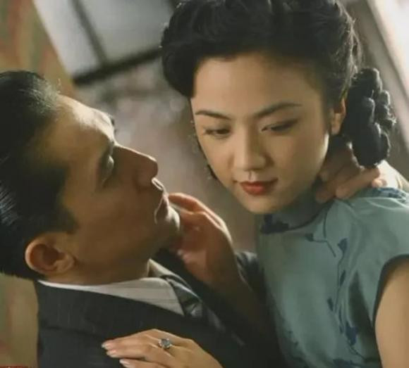 Thang Duy va hanh trinh 5 lan am giai Nu dien vien xuat sac-Hinh-2