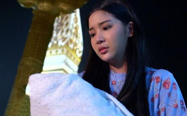 Nua dem, bo chong run ray mo cua giup con dau bo tron-Hinh-2