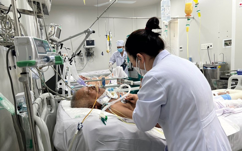 “Thong luong” trang thiet bi, vat tu y te vao benh vien-Hinh-2