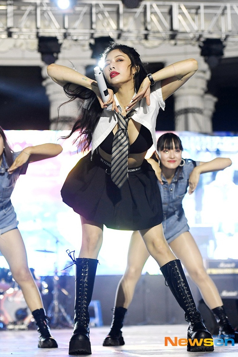 Nhung lan an mac qua da cua nu hoang goi cam xu Han-Hinh-2