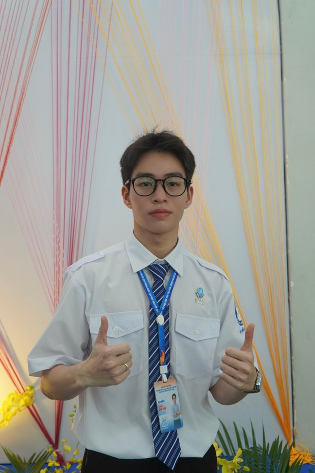 Tim giai phap nang cao suc khoe, the chat, tinh than cho sinh vien-Hinh-2