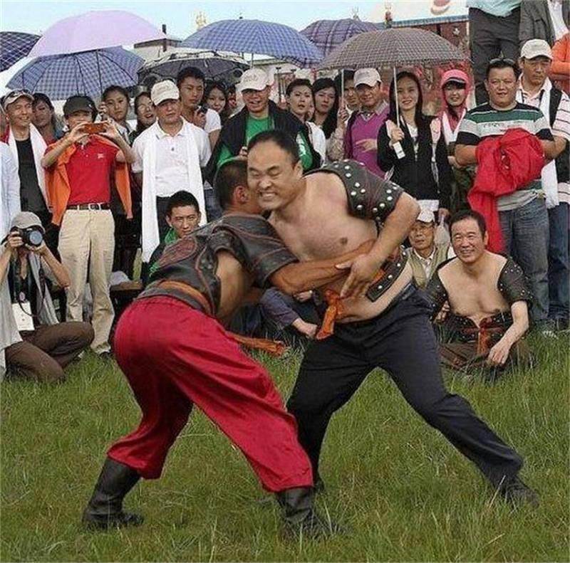 Cựu vệ sĩ được Jack Ma coi như hình với bóng giờ ra sao? - Hình 5 Cuu ve si duoc Jack Ma coi nhu hinh voi bong gio ra sao?-Hinh-5