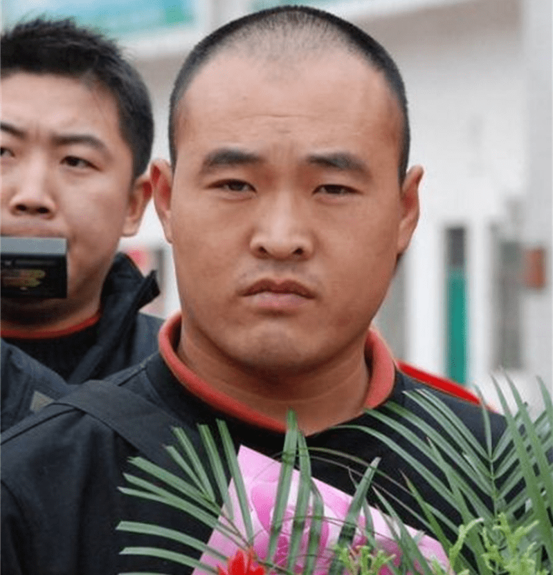 Cựu vệ sĩ được Jack Ma coi như hình với bóng giờ ra sao? - Hình 3 Cuu ve si duoc Jack Ma coi nhu hinh voi bong gio ra sao?-Hinh-3