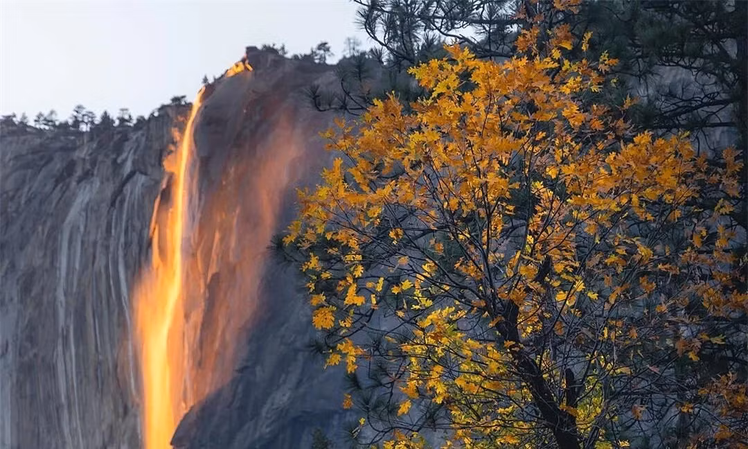 4 canh quan thien nhien ky la the gioi: Thac nuoc do nhu lua