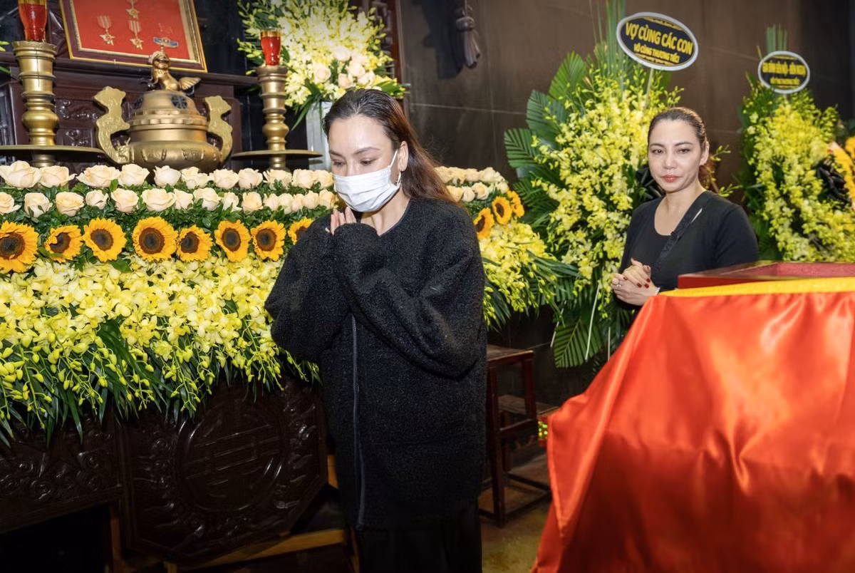 Gia dinh, dong nghiep roi nuoc mat dua tien nhac si Xuan Phuong-Hinh-2