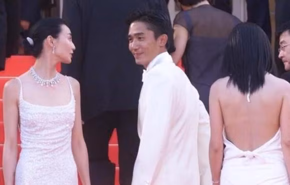 Cuoc tinh lan dan 3 my nhan tung khien Luu Gia Linh 