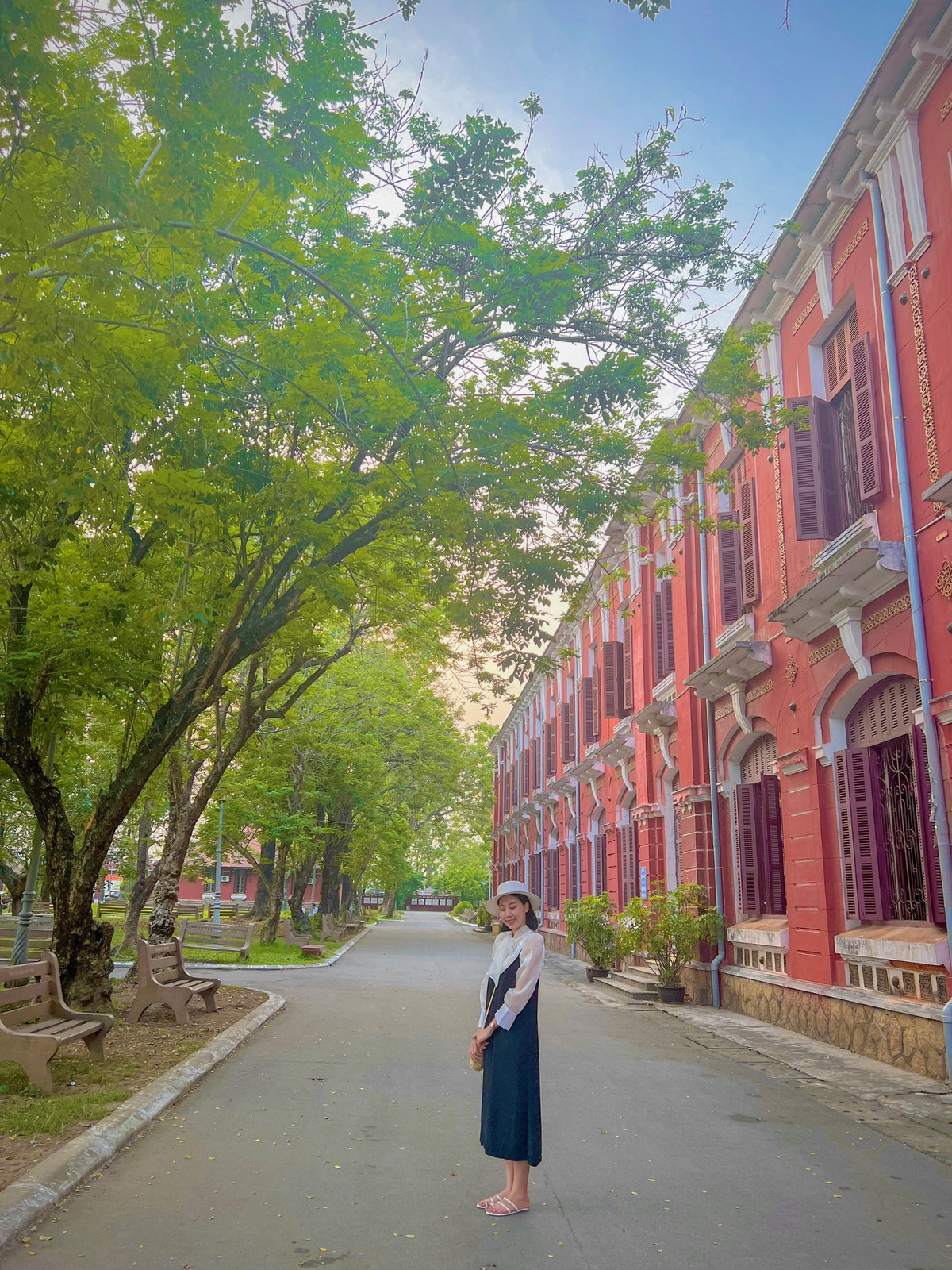 Trường Quốc học Huế.