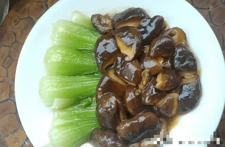 Bất ngờ loại rau "vua miễn dịch", giàu dinh dưỡng hơn thịt bò - Hình 3 Bat ngo loai rau