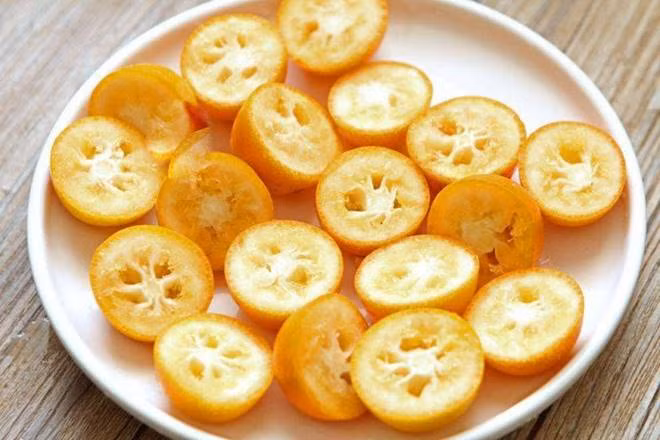 Loai qua nghe ten tuong chua nhung cuc ngot, nau che thom mat-Hinh-3