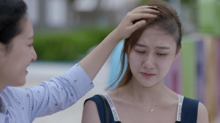 Bo me cho 500 trieu tien ban dat nhung chi gai khong nhan vi...