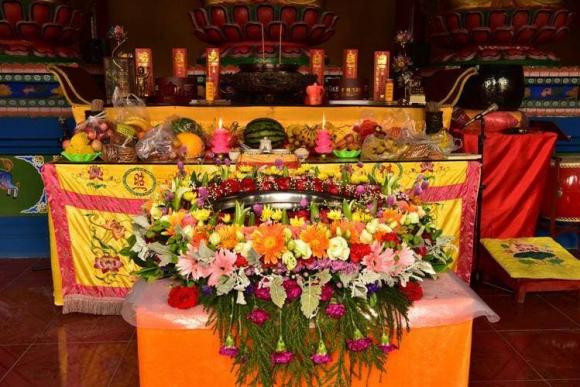 Khi cung trai cay truoc Phat, hay ghi nho nam chu-Hinh-6